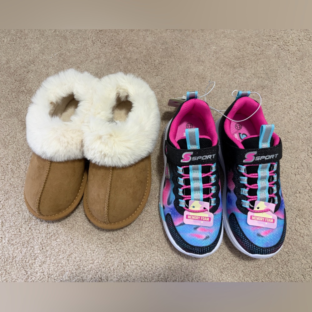 Lot of 2 kids skecher sneakers and brown boots